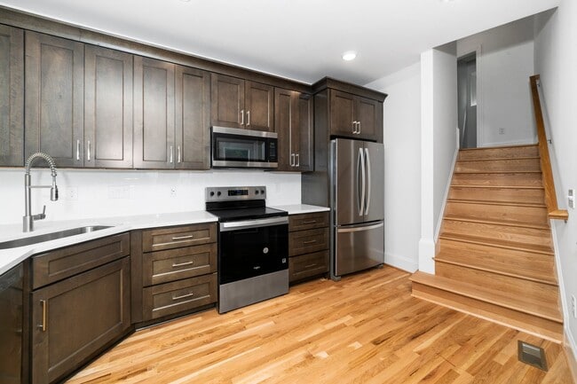 Photo - 1729 Crest Rd