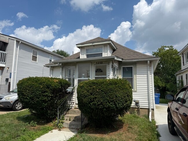 Building Photo - 7259 Republic Ave Rental