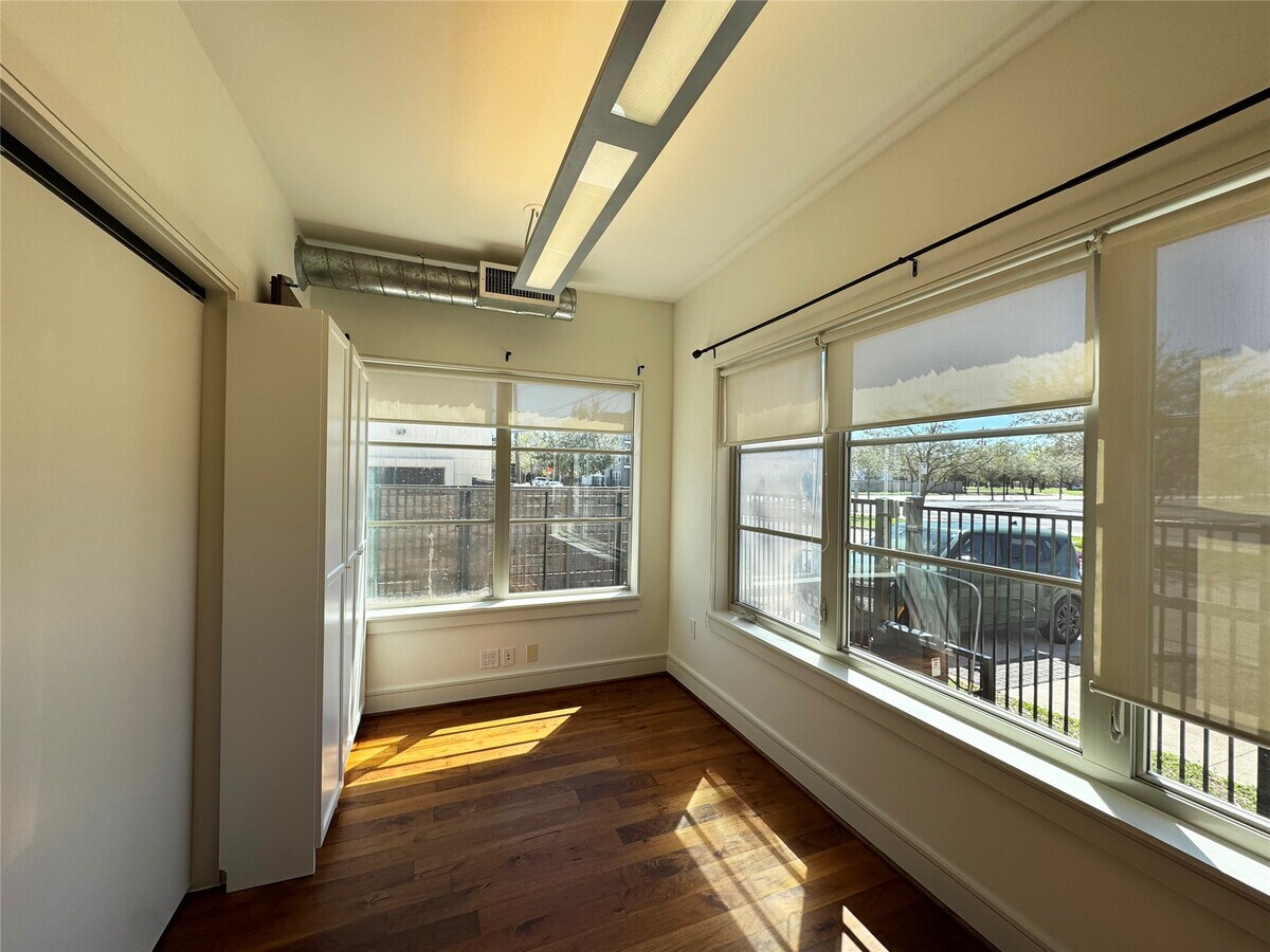 Photo - 1509 Holman St Unit 1