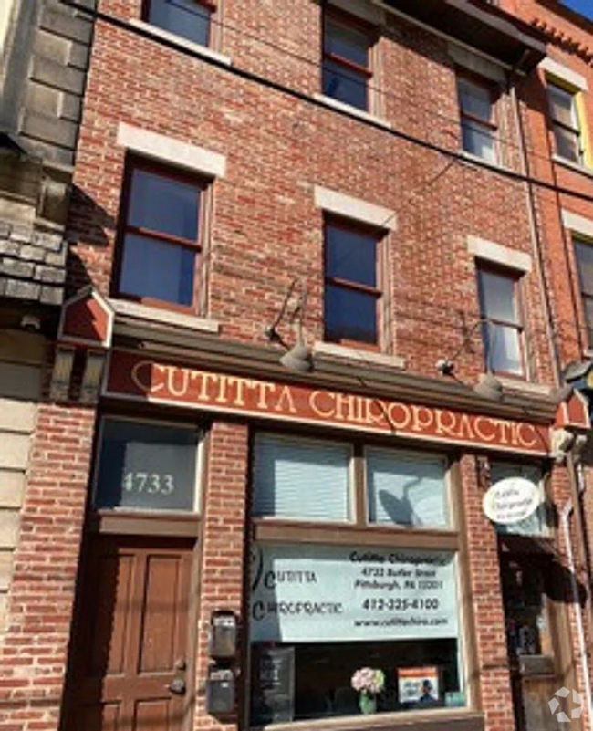 Building Photo - 4733 Butler St Unit 4733 Butler Street 3 Rental