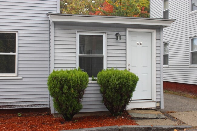 Building Photo - 4 Winter St Unit B