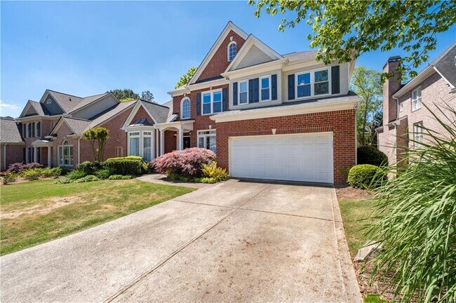 Photo - 3308 Fieldwood Dr SE