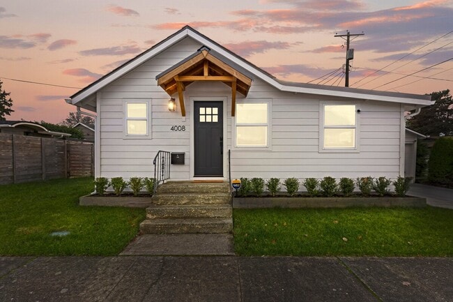 Building Photo - 4008 S 36th St