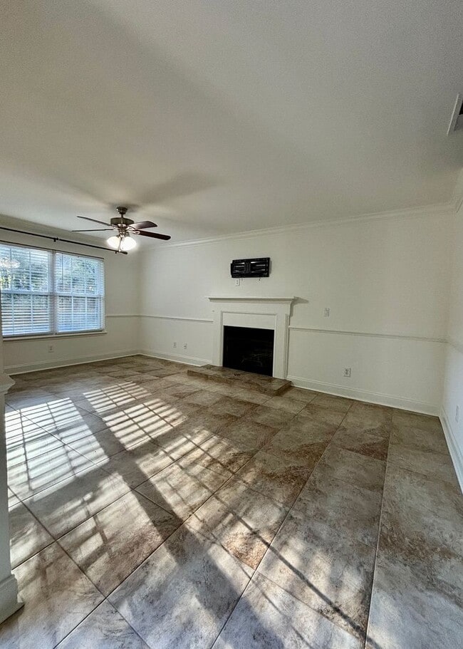 Photo - Available 1/10. Beautiful 3BR/3 BA Townhom...