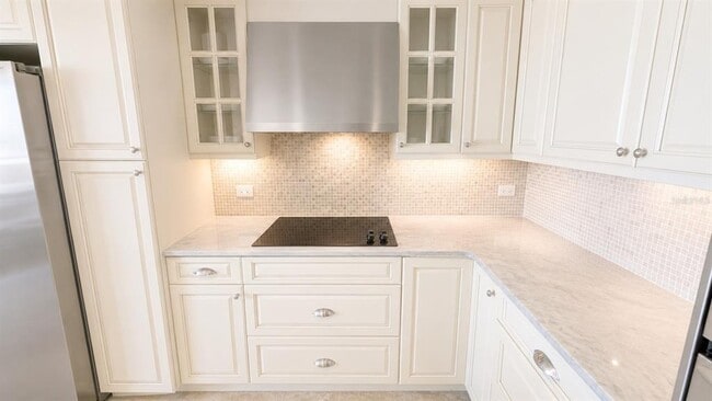 Photo - 1350 Main St Unit 700
