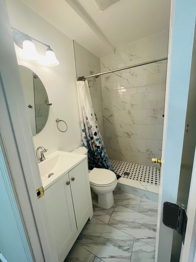 Bathroom - 7043 Brocton Ct