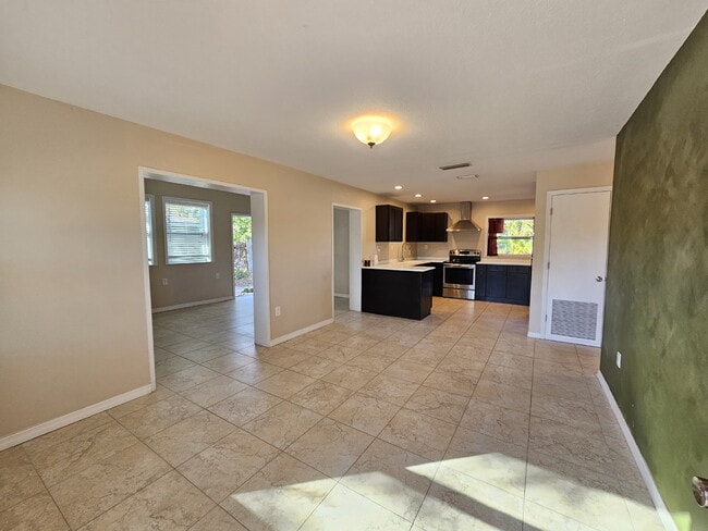 Photo - 1520 Cunningham Ave