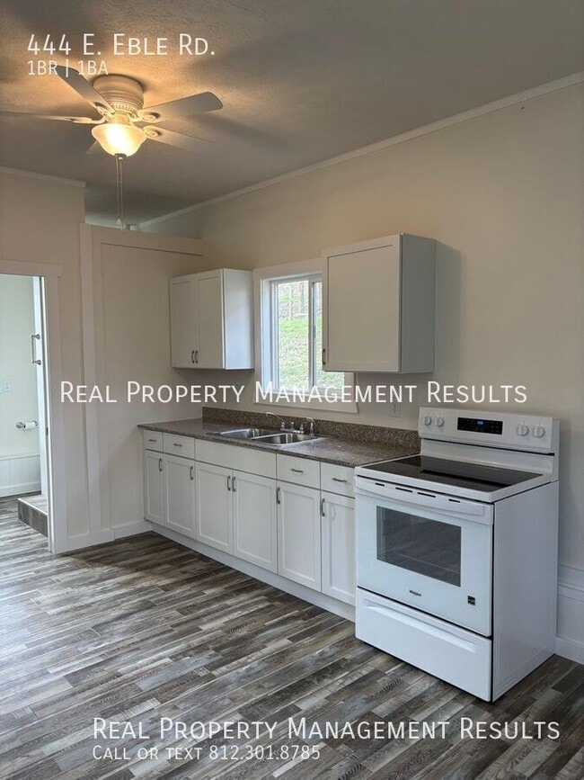 Photo - 444 E Eble Rd