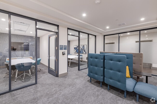 Harborwalk Apartments