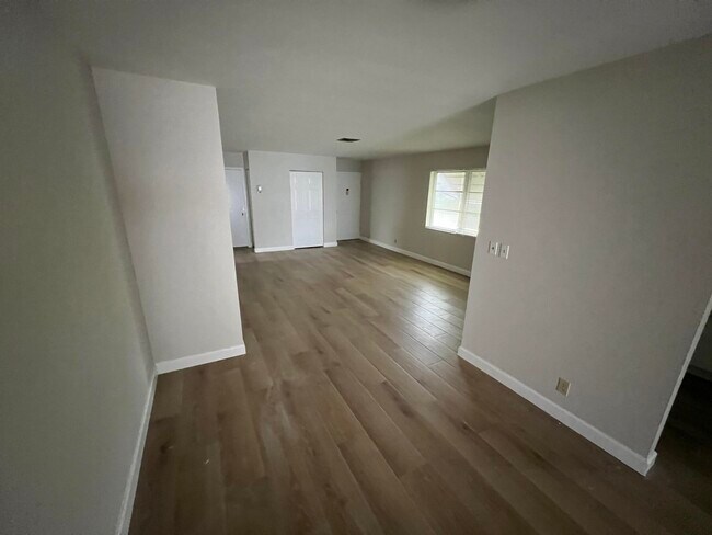 Photo - 500 NW 53rd St