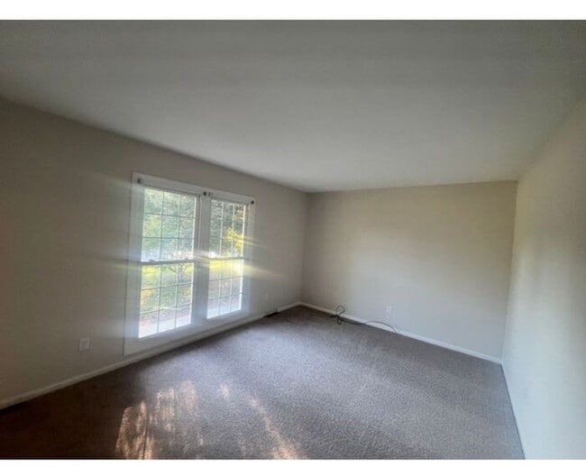 Photo - Brick one level home, Live Oak Tree, 3-4 bedrooms, fenced yard, deck.