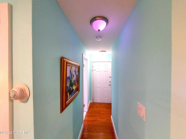 Photo - 302 Fifth Ave Unit 2