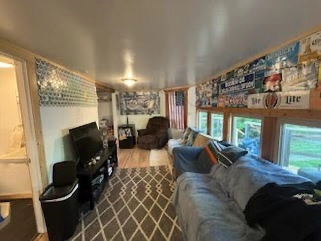 Photo - 407 S 10th Ave