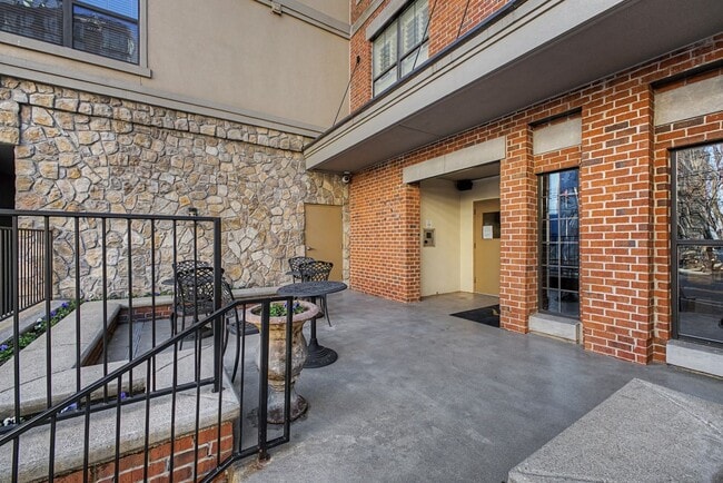 Photo - Penthouse-level 1 bed / 1 bath Condo at Bristol on Broadway