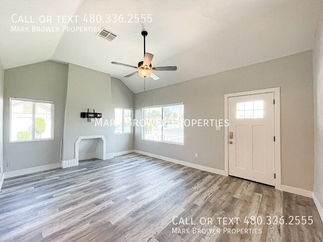 Photo - 1936 E Yale St