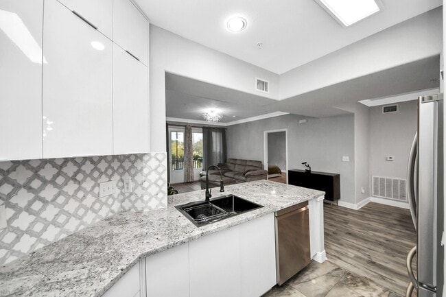 Photo - 2299 Lone Star Dr