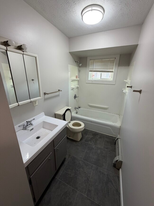 1207 Orchard Rd Unit 3