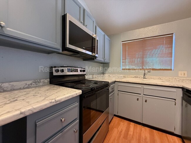 Photo - 3228 W Glendale Ave Unit Apt 146