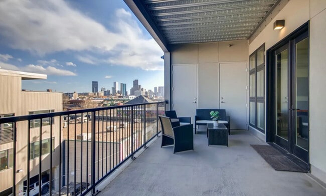 Photo - 3198 Blake St Unit 405b