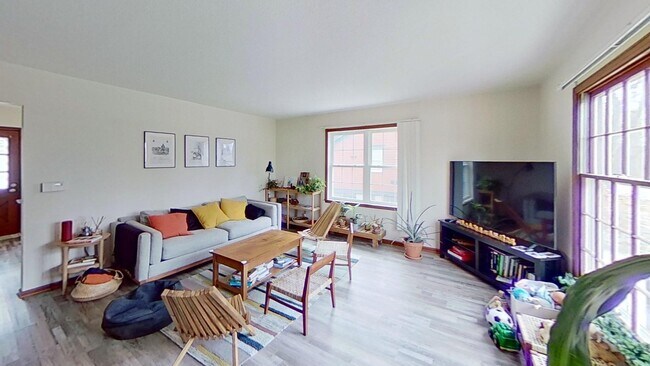 Photo - Duplex with the features of a single family house for a lot less!!