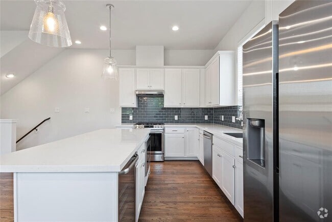 Building Photo - 3004 Charline Rental