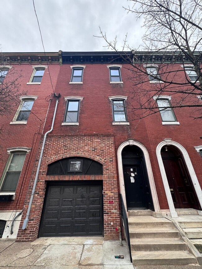 Photo - 647 N 16th St Unit 1