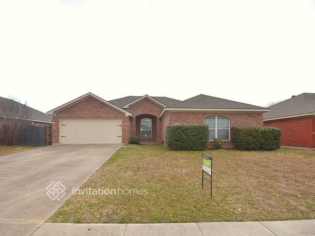 Photo - 950 Micah Rd