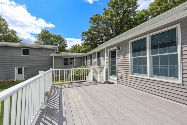 Photo - 55 Holbrook Hill Rd