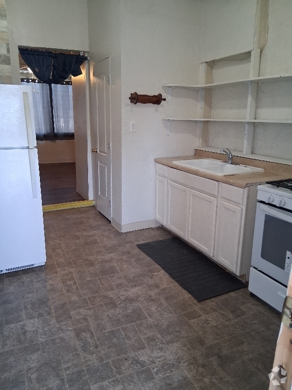 Building Photo - 3231 Buena Vista Ave Rental