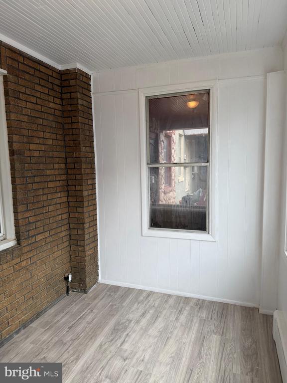 Photo - 5421 Beaumont Ave