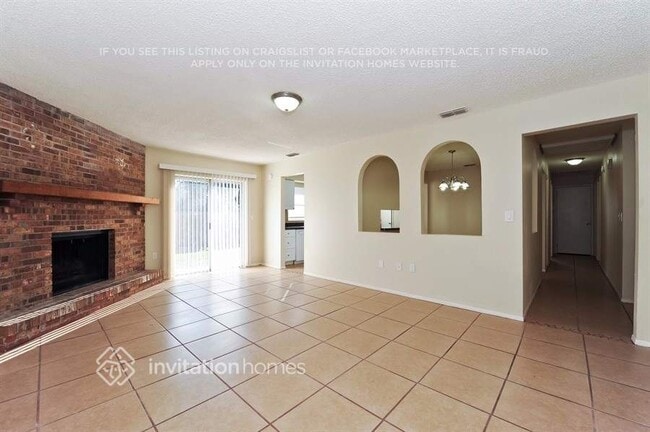 Photo - 1830 E Oakwood Loop