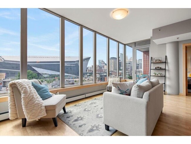 Building Photo - 215 10th Ave S Unit 730