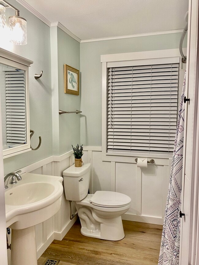 Photo - 1554 NW 35th Pl Unit A