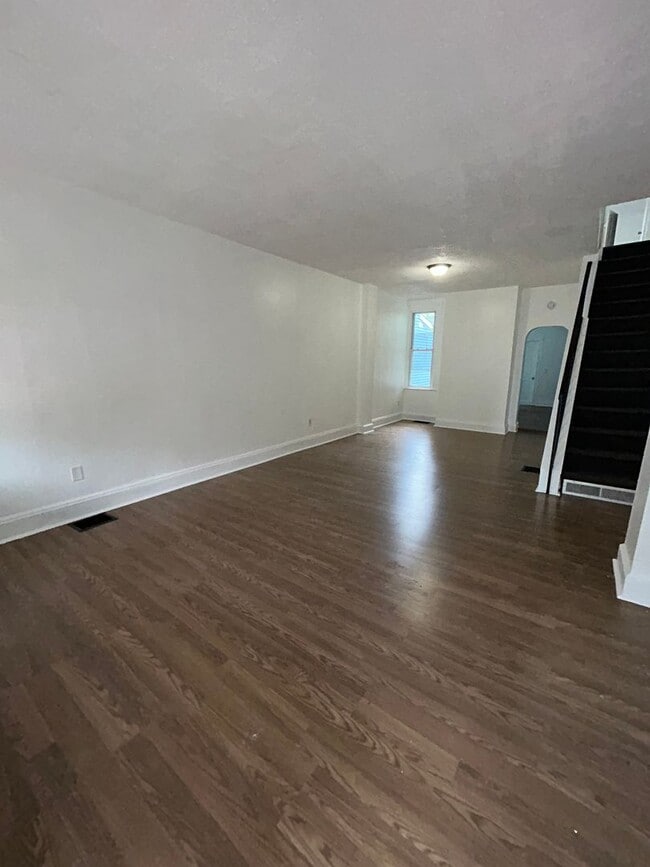 Photo - 367 Hewitt St