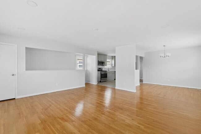 Photo - 226 Webster Ave Unit 2