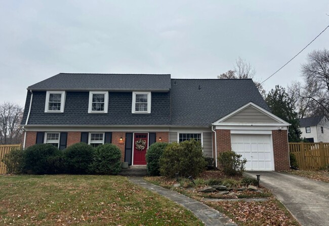 Building Photo - Fabulous in 4 + 2.5 in OLD FARM - Gorgeous Updates