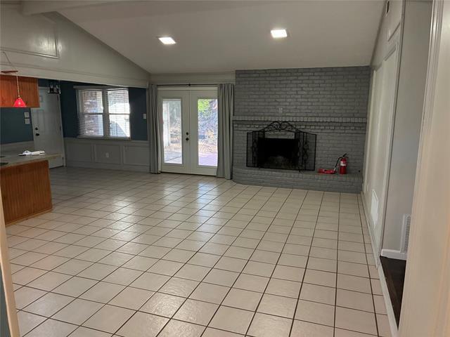 Photo - 1122 Jungle Dr