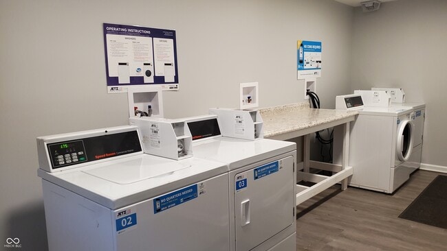 Photo - 129 W Hendricks St Unit 2