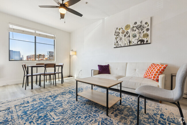 Building Photo - 6610 N 93rd Ave Unit ID1055573P Rental