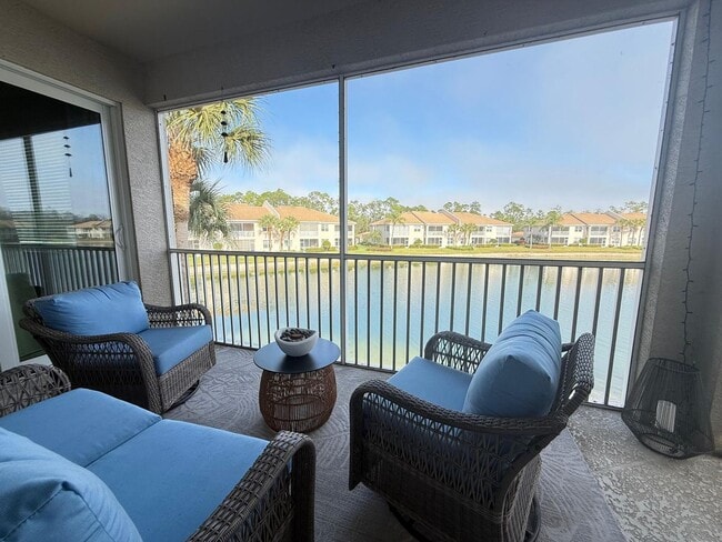 Photo - 2 Bed + Flex, 2 Bath Fully Furnished Annual Rental Unit 607