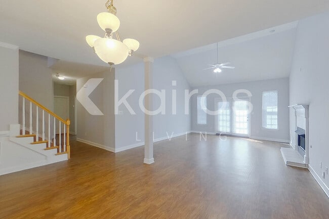 Photo - 428 Keeling Ln