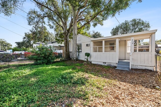 Photo - 619-629 Woodlawn St Unit 619 Woodlawn St