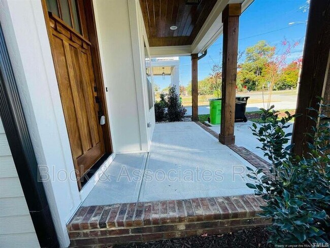 Photo - 200 E Moore St