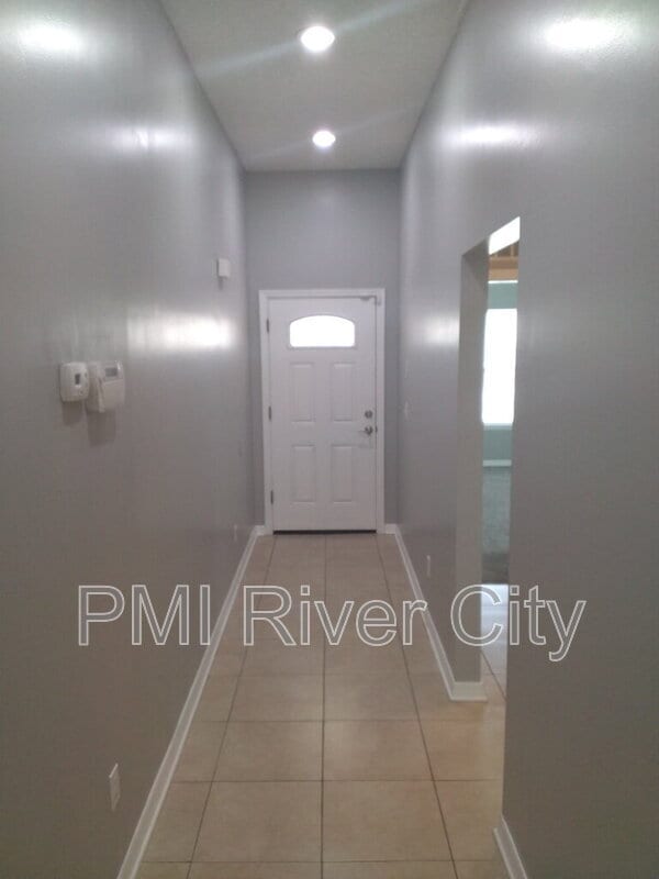 Photo - 818 Filmore Ln