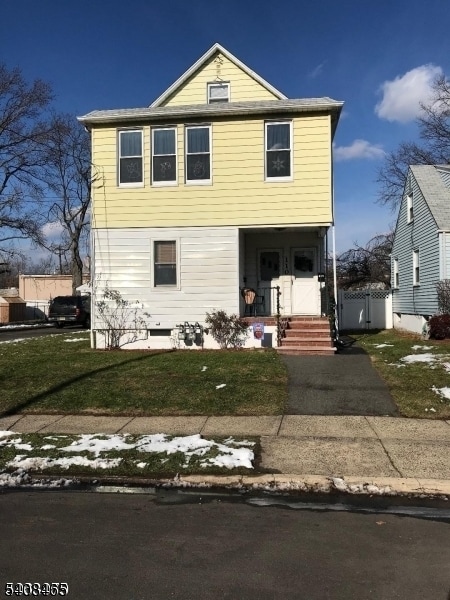 Building Photo - 110 Willow Ave Unit B