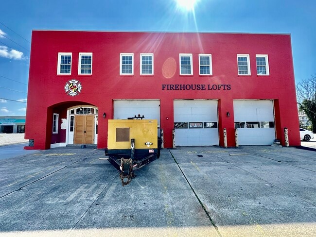Photo - 5 5th St Unit 204