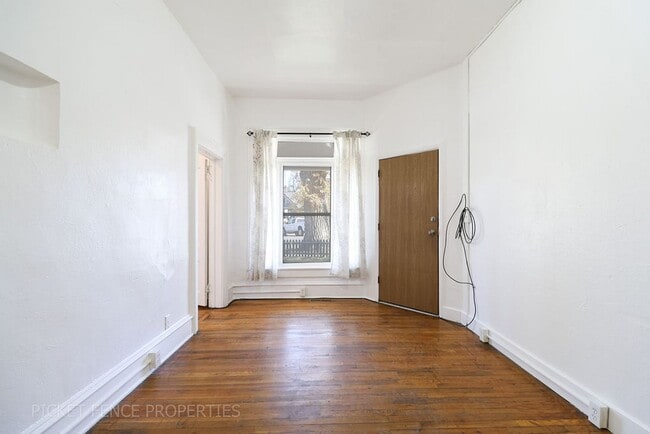 605 Mathews St Unidad 605 Mathews #110