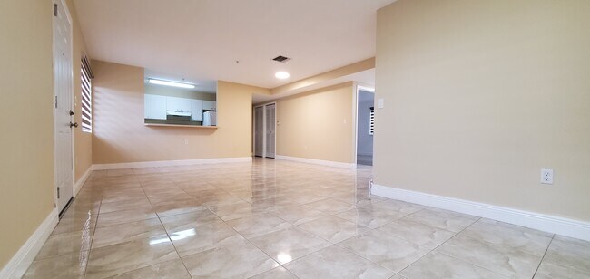 Photo - 1627 NW 18th St Unit 310