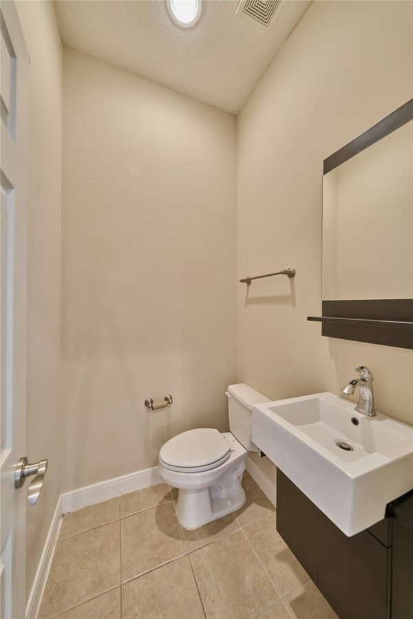 Photo - 2526 Bevis St