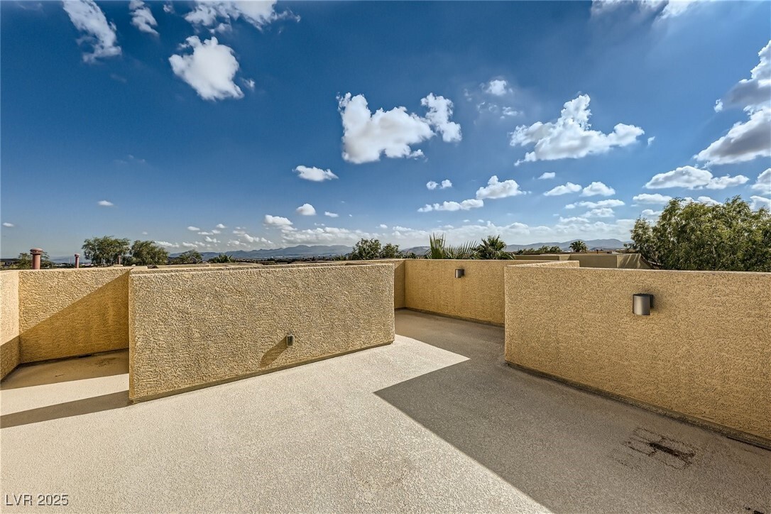 Photo - 9336 Hilgard Ave